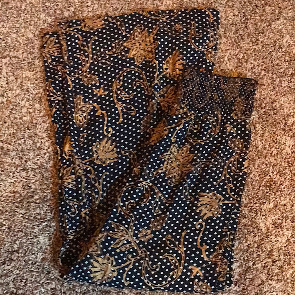 Out From Under flowy pants - Picture 3 of 3